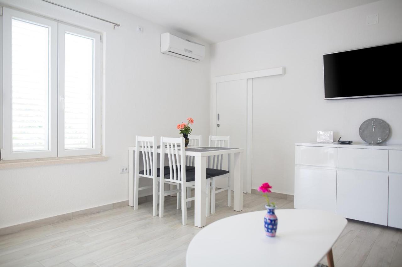 Serious Job Apartment Dubrovnik Exterior foto